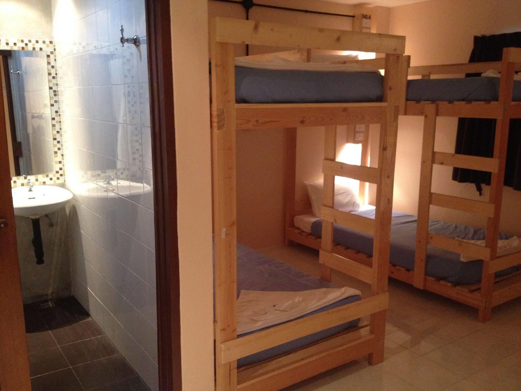 Dfeel House Pansiyon Patong Dış mekan fotoğraf